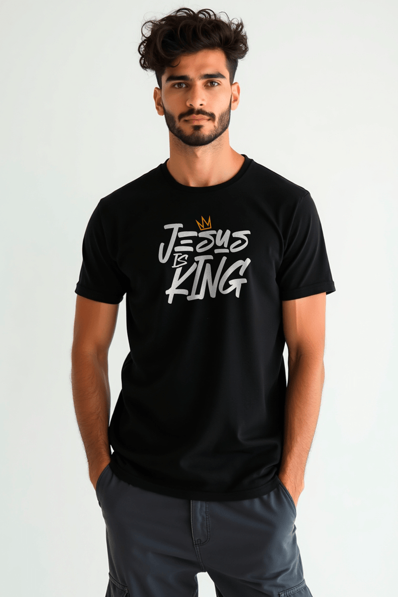 Camisa Básica Jesus is King I - Hace | Moda Cristã